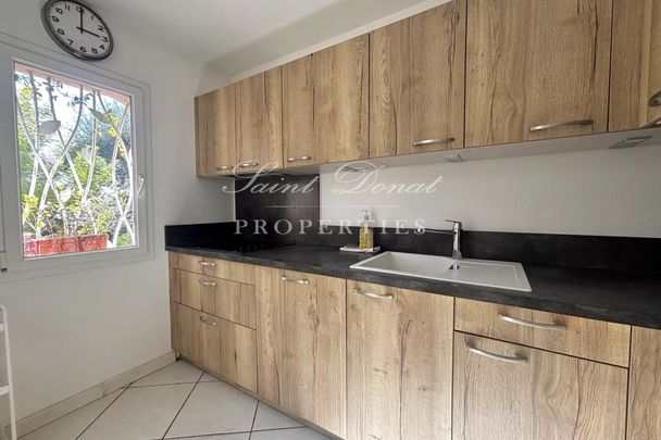 Mougins – Maison avec garage et jardin en résidence sécurisée - Photo 1