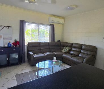 Trinity Beach - Photo 2