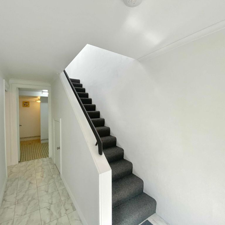 37 Colliers Close, Newcastle East - Photo 1