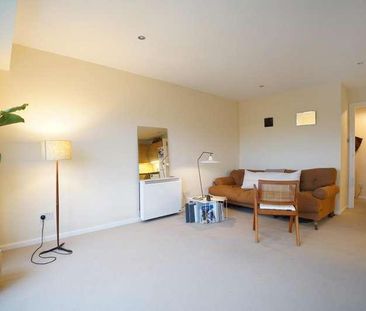 Farquhar Road, Crystal Palace, London, SE19 - Photo 2