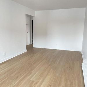 1 CH - 1 SDB - Montréal - $1,395 /mo - Photo 2