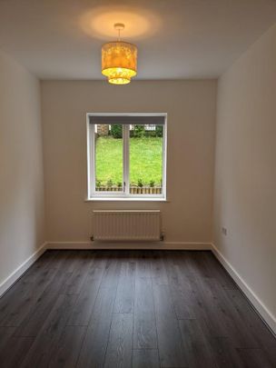 3 bedroom flat to rent - Photo 1