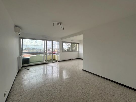 Location Appartement 3 pièces 72m² NIMES 30000 - Photo 1