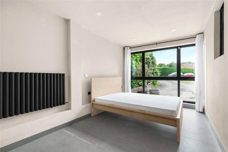 4 bedroom detached house to rent - Photo 3