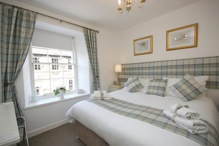 William Street, West End, Edinburgh - Photo 3