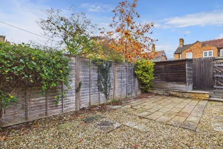 2 bedroom terraced house to rent - Photo 3