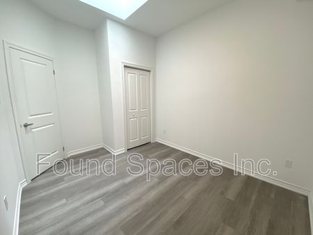 $1,899 / 2 br / 1.5 ba / 700 sqft 16 west ave S unit 113 - Photo 3