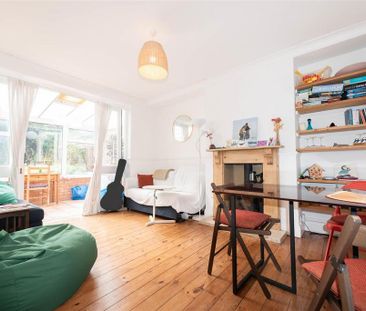 3 bedroom semi-detached house to rent - Photo 1