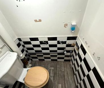 Ribbleton Lane, Preston - Photo 3