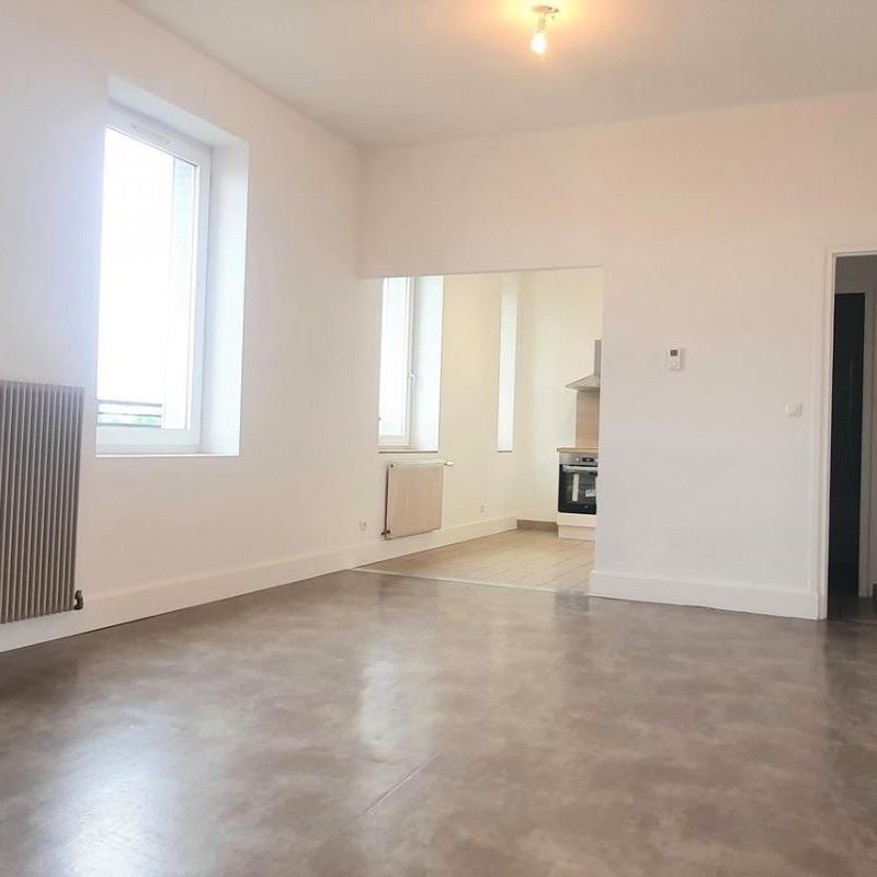 Location Appartement 80m² RIORGES 42153 - Photo 1