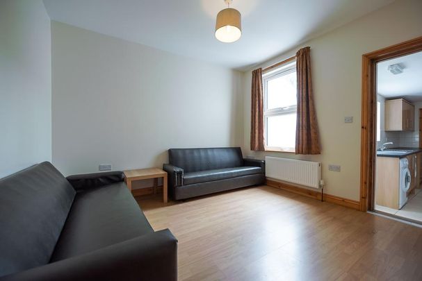 5 bedroom terraced house to rent - Photo 1
