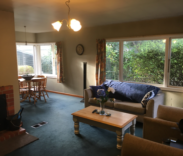 117 Avonhead Road, Avonhead - Photo 3