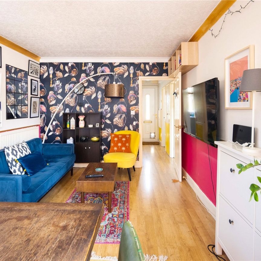 Arundel Grove, N16 - Photo 1