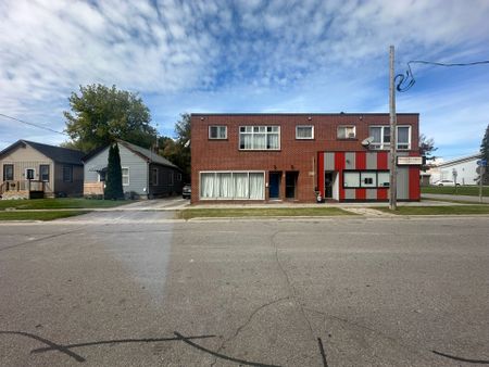For Lease - 92 Wolfe Street Unit# 1, Oshawa, Ontario - Photo 3