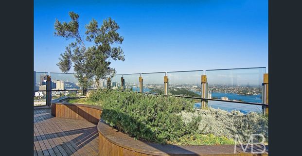 HARBOUR & RIVER VIEW LUXURY LIVING - Photo 1