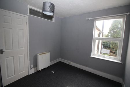 1 bedroom maisonette to rent - Photo 2