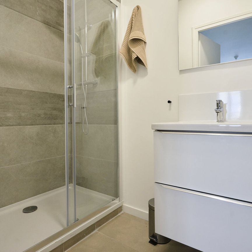 Chambre meublée de 12,33m2 – rue Solférino réf 1501-3 - Photo 1