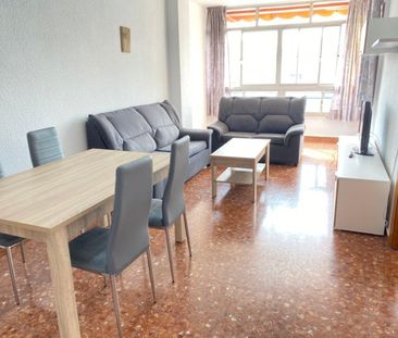 Room - Málaga (El Ejido-La Merced-La Victoria) - Photo 1