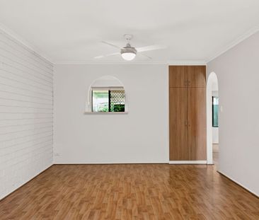 Convenient Location! - Photo 3