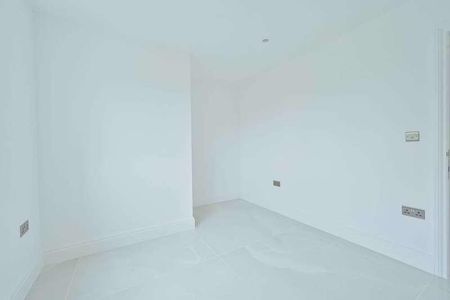 Hempstead Road, Kings Langley, Wd, Hemel Hempstead, WD4 - Photo 5