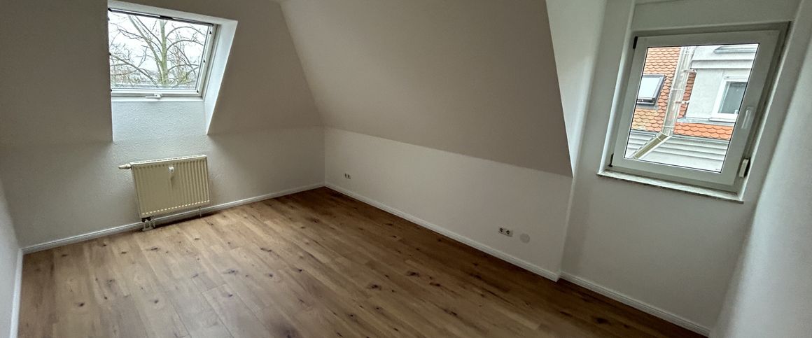 Helle 3-Raumwohnung im Herzen der Stadt ! - Foto 1