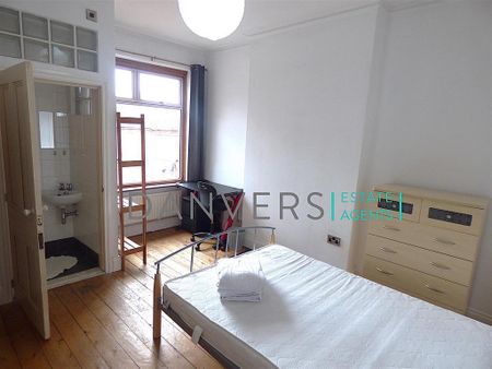 6 bedroom detached house to rent - Photo 3