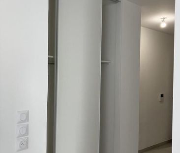 Location Appartement 2 pièces 49m² VILLEFRANCHE SUR SAONE 69400 - Photo 6