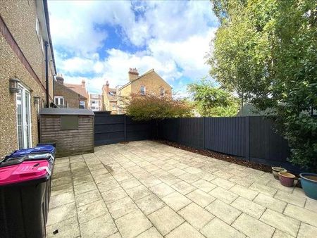 Pall Mall, Leigh On Sea, SS9 - Photo 5