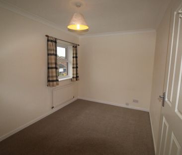2 bedroom House To Let - Photo 4