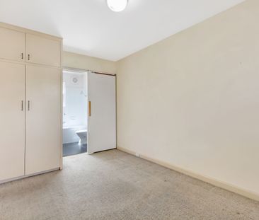 Charming Property - Photo 4