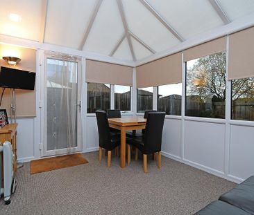 2 bedroom link detached house to rent - Photo 1