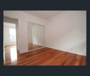 Spacious Three-Bedroom Home and Convenient Location - Photo 4