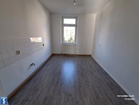 Charmante 2,5-Zimmer-Wohnung in Plauen-Preißelpöhl mit Top-Lage - Photo 3