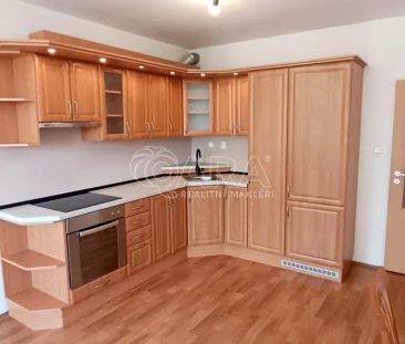 Pronájem bytu 2+kk/B, ul. Herlíkovická, Praha Kbely - Photo 3