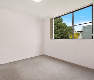 16/2 Wiseman Avenue, North Wollongong NSW 2500, North Wollongong - Photo 3