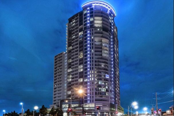 1 BEDROOM APARTMENT + 1 MONTHS FREE INTERNET. - Photo 1