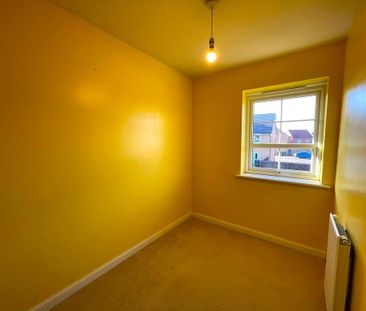 3 bedroom semi-detached house to rent - Photo 6