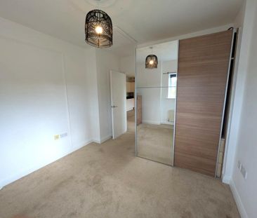2 bedroom flat to rent - Photo 6