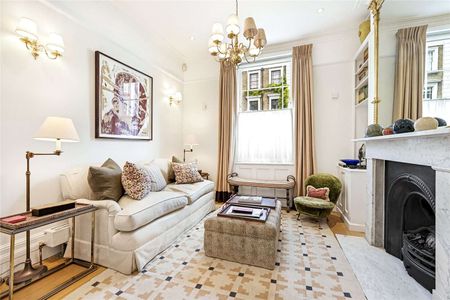Beautiful family home of over 2,100 sq ft, enviably located on the 'Pimlico Grid', comprising 5 double bedrooms, 3 bathrooms, 2 reception room and private garden. - Photo 3