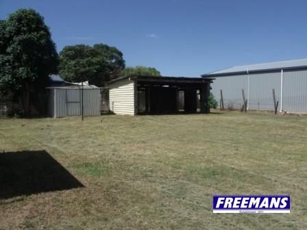 Well-Located Home with Generous Outdoor Space - Photo 5