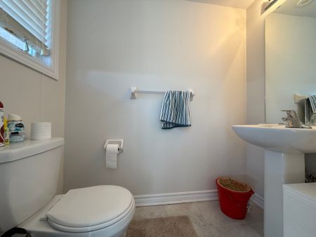 For Lease - 200 Veterans Drive Unit# 107, Brampton, Ontario - Photo 5