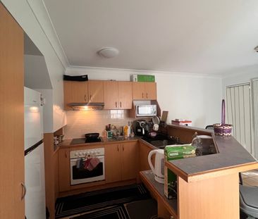 Holland Park West - Photo 1