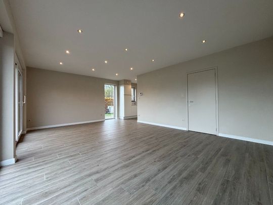 Halfopen woning te huur te Vleteren - Photo 1