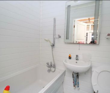 3 Bed Semi-Detached House, Elmore Road, LU2 - Photo 6