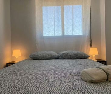 Avenida de las Palomeras, Madrid, Community of Madrid 28018 - Photo 1