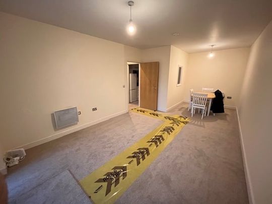 2 Bed Flat, Oceana Boulevard, SO14 - Photo 1