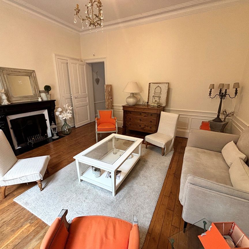 Location Appartement 6 pièces 151m² - Photo 1