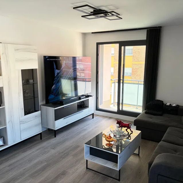 Alquiler de piso en Calle Diego Lara Valle, 9 - Photo 1