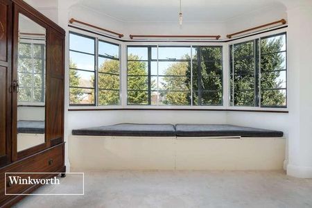Brittany Court, New Church Road, Hove, East Sussex, BN3 - Photo 3