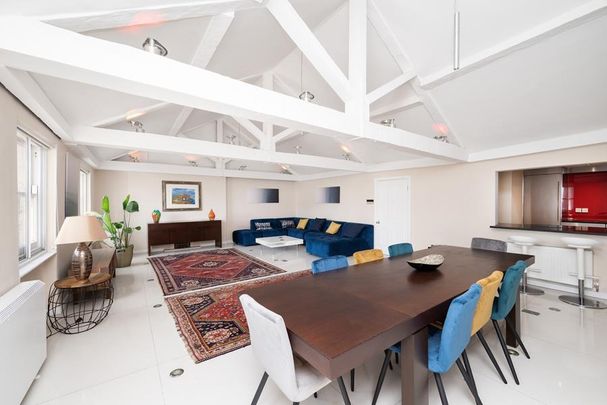 3 bedroom flat to rent - Photo 1